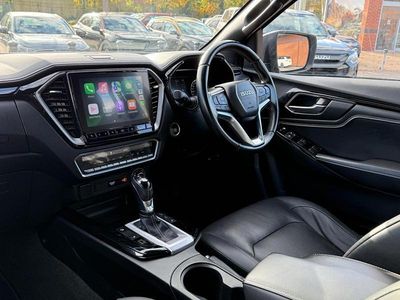 Grey Used 2022 Isuzu D-Max Pickup | £25,990 (Fair price)