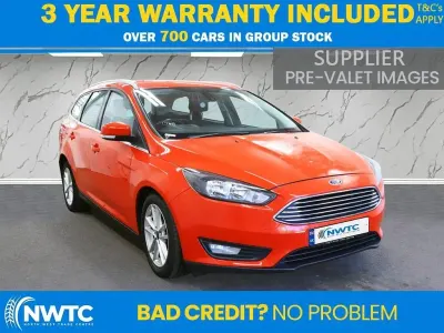 Usado Ford Focus Zetec 125 HP (91 kW) 2015 Vermelho Carrinha