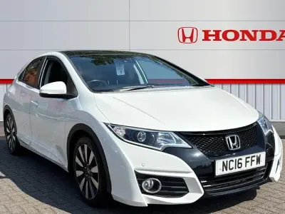 Used Honda Civic SR 141 HP (103 kW) 2016 White Hatchback