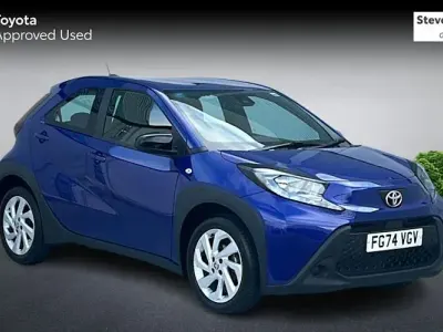 Used Toyota Aygo X PURE 72 HP (52 kW) 2024 Blue SUV