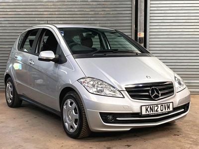 Used Mercedes A160 Classic 95 HP (69 kW) 2012 Silver Hatchback