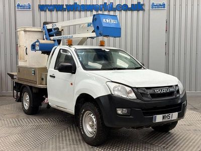Used Isuzu D-Max 161 HP (118 kW) 2016 White Pickup