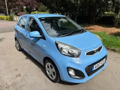 Second-hand Kia Picanto 68 CP (50 kW) 2012 Albastru Hatchback