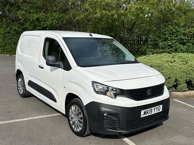 Second-hand Peugeot Partner 2019 Alb Monovolum