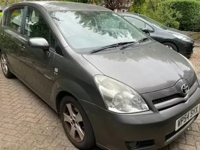 Used Toyota Corolla Verso T3 129 HP (94 kW) 2004 Grey MPV