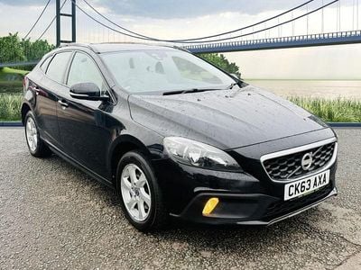 Used Volvo V40 SE 115 HP (84 kW) 2013 Black Hatchback