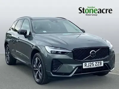 Used Volvo XC60 Plus 250 HP (183 kW) 2024 Green SUV
