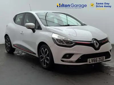 Used Renault Clio Dynamique 75 HP (55 kW) 2016 White Hatchback