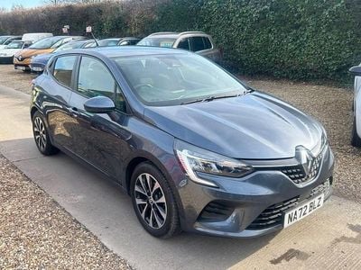 Used Renault Clio V Iconic 90 HP (66 kW) 2022 Grey Hatchback