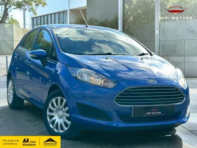 Used Ford Fiesta Style 2013 Blue Hatchback