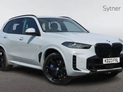 Begagnad BMW X5 M Sport 482 HK (354 kW) 2023 Grå SUV