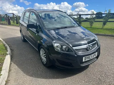 Used Vauxhall Zafira 110 HP (80 kW) 2013 Black MPV