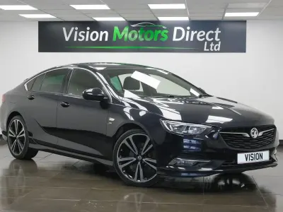 Used Vauxhall Insignia SRi 170 HP (125 kW) 2018 Blue Hatchback