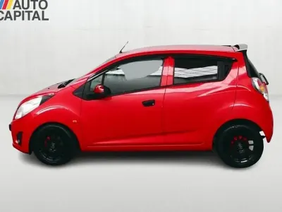 Used Chevrolet Spark 70 HP (51 kW) 2011 Red Hatchback