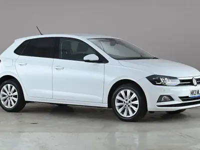 Begagnad VW Polo Match 95 HK (69 kW) 2021 Vit Halvkombi