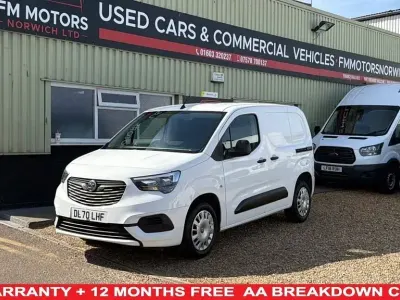 Używany Vauxhall Combo Sportive 2020 Biały Minivan