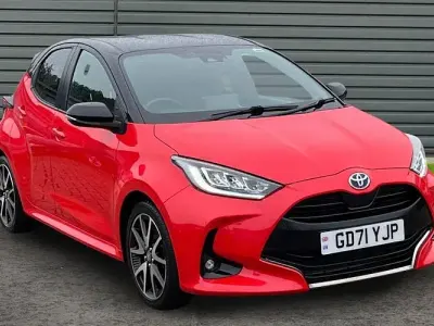Used Toyota Yaris Edition 116 HP (85 kW) 2021 Black Hatchback