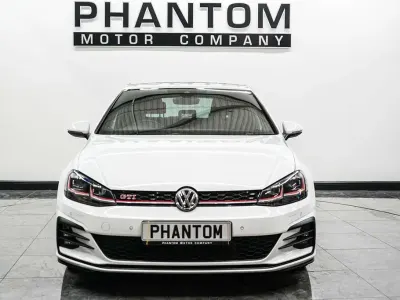 Używany VW Golf VII GTI 245 KM (180 kW) 2019 Biały Hatchback