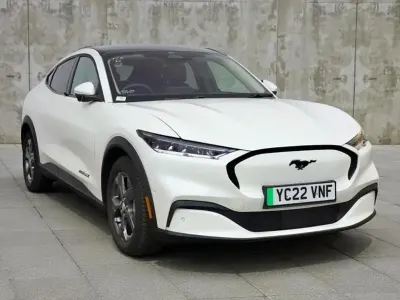 Used Ford Mustang Mach-E Extended Range 210 kW (286 HP) 2022 White SUV