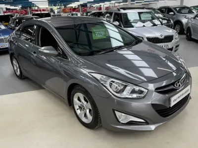 Käytetty Hyundai i40 Style 136 HP (100 kW) 2012 Hopea Sedan