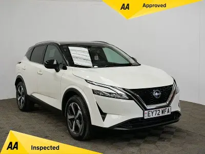Used Nissan Qashqai N-Connecta 2023 White SUV