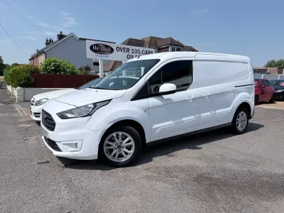 Used Ford Transit Connect Limited 120 HP (88 kW) 2020 White MPV