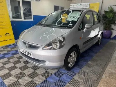 Used Honda Jazz SE 83 HP (61 kW) 2004 Silver Hatchback