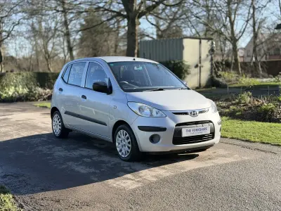 Used Hyundai i10 Classic 77 HP (56 kW) 2010 Silver Hatchback