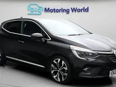 Used Renault Clio V Techno 145 HP (106 kW) 2023 Black Hatchback