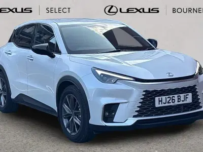 Used Lexus LBX 136 HP (100 kW) 2026 White SUV