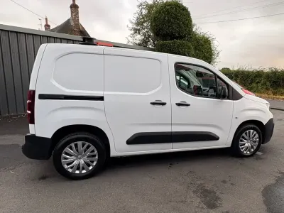 Used Peugeot Partner 131 HP (96 kW) 2021 White MPV