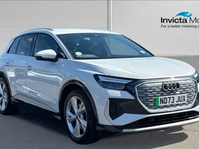 Used Audi Q4 e-tron S-Line 150 kW (204 HP) 2023 Glacier white metallic SUV