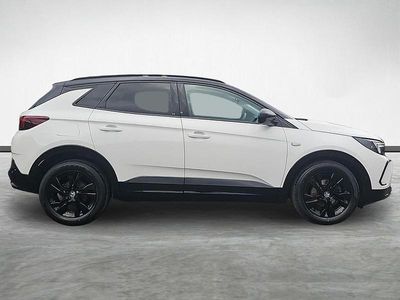 Used Vauxhall Grandland X S 128 HP (94 kW) 2023 White SUV