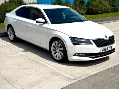 Used Skoda Superb SE L Executive 2018 White Hatchback