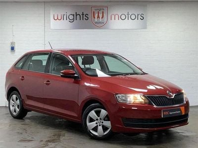 Used Skoda Rapid 90 HP (66 kW) 2017 Red Hatchback