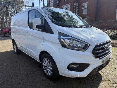Used Ford Transit Custom Limited 130 HP (95 kW) 2021 White Van