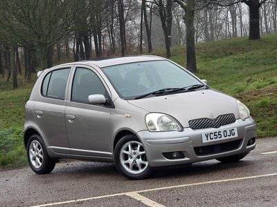 Used Toyota Yaris 2005 Silver Hatchback