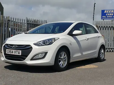 Used Hyundai i30 Active 100 HP (73 kW) 2015 White Hatchback
