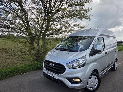 Begagnad Ford Transit Custom Trend 105 HK (77 kW) 2022 Silver Van