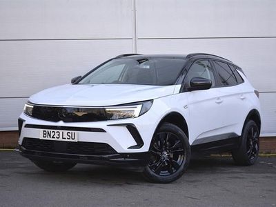 Used Vauxhall Grandland X S 130 HP (95 kW) 2023 White SUV