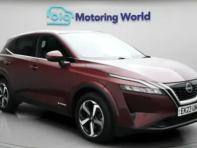 Used Nissan Qashqai N-Connecta 190 HP (139 kW) 2023 Red SUV