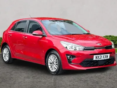 Used Kia Rio 99 HP (72 kW) 2021 Red Hatchback