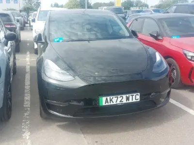 Used Tesla Model Y Long Range AWD 11 kW (15 HP) 2022 Black SUV