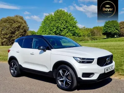 Used Volvo XC40 R-Design 163 HP (119 kW) 2021 White SUV