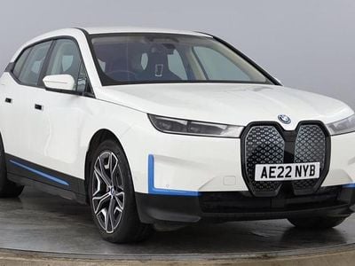 BMW iX