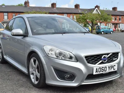 Used Volvo C30 R-Design 115 HP (84 kW) 2011 Silver Hatchback
