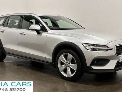 Used Volvo V60 CC 190 HP (139 kW) 2019 Silver Estate