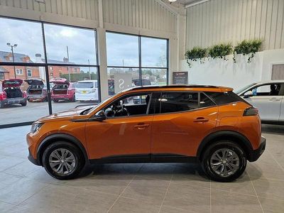 Used Peugeot 2008 Active+ 100 HP (73 kW) 2022 Orange SUV
