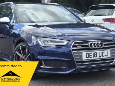 Used Audi A4 354 HP (260 kW) 2018 Blue Estate