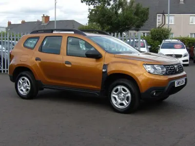 Used Dacia Duster Essentiel 114 HP (83 kW) 2019 Orange SUV